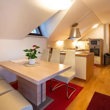Jm Alpine Apartament *